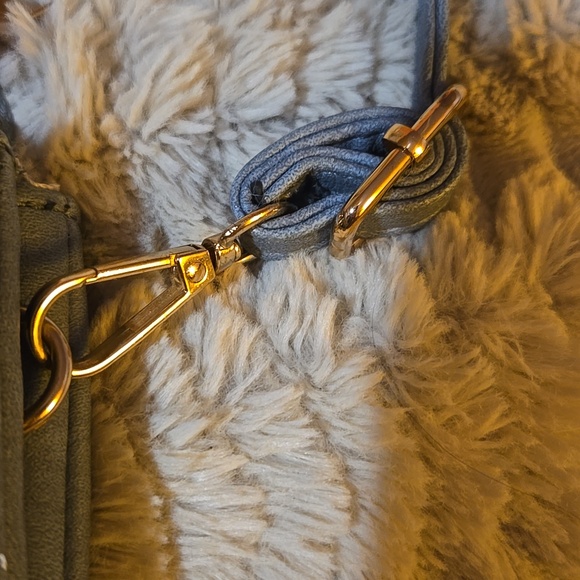 Small Hand Bag - Picture 4 of 6